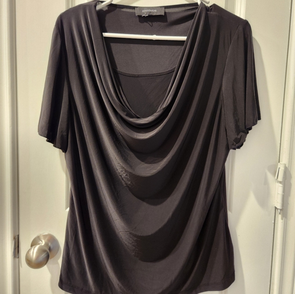 Women's Joneswear black scoop neck built in cami blouse. Size Large